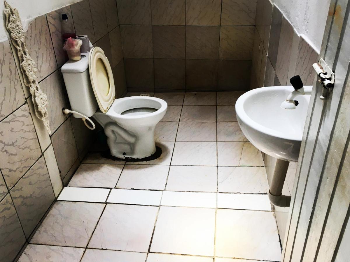 Natural Hostel Атинс Экстерьер фото